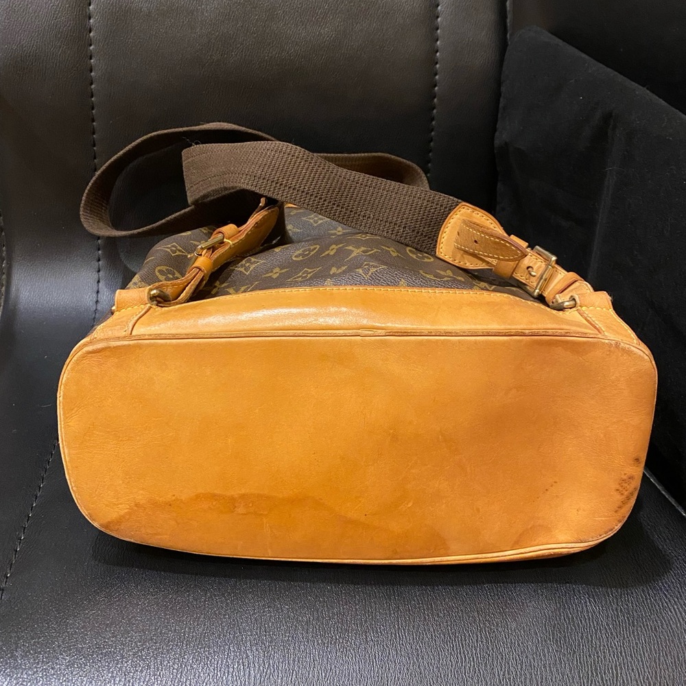 Louis Vuitton monograms Montsouris GM backpack - Picture 3 of 15